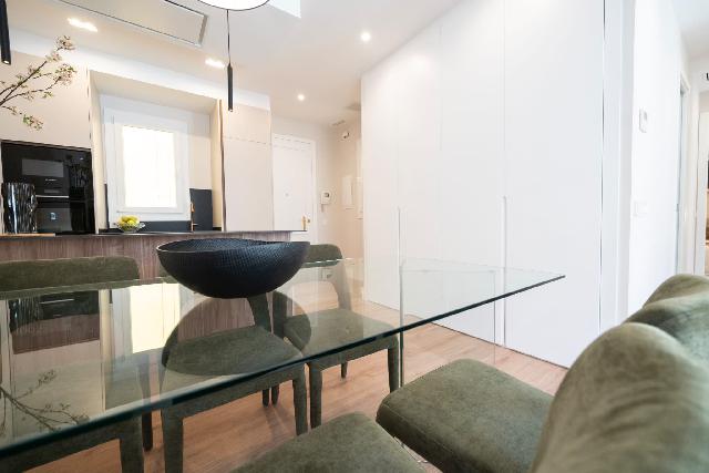 Imagen 11 Inmueble 296681 - Piso en venta en Madrid / Junto al colegio del Pilar.