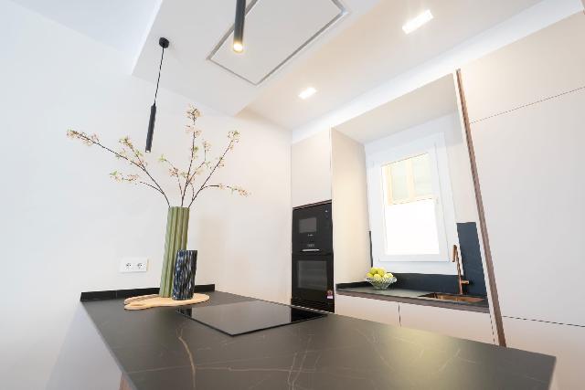 Imagen 8 Inmueble 296681 - Piso en venta en Madrid / Junto al colegio del Pilar.