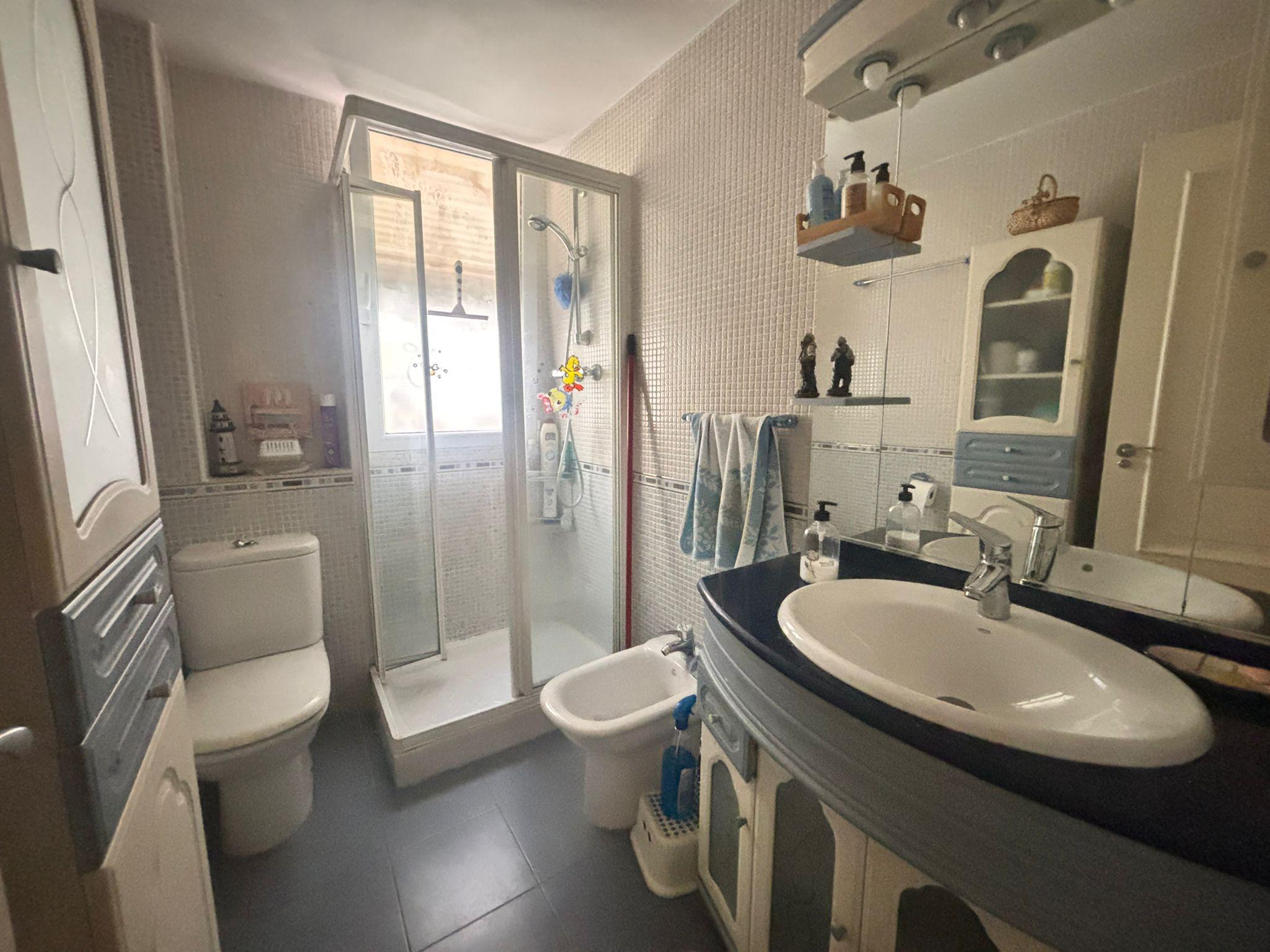 Imagen 6 Piso en venta en Madrid / Al lado de la Avenida de la Albufera.