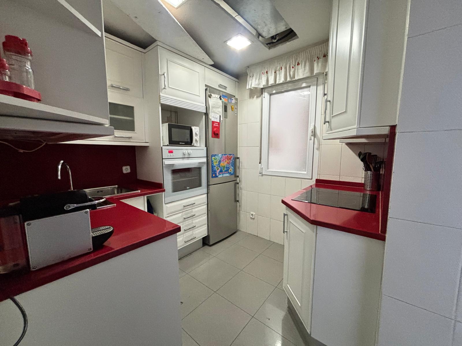 Imagen 10 Piso en alquiler en Madrid / Junto al Colegio del Pilar.