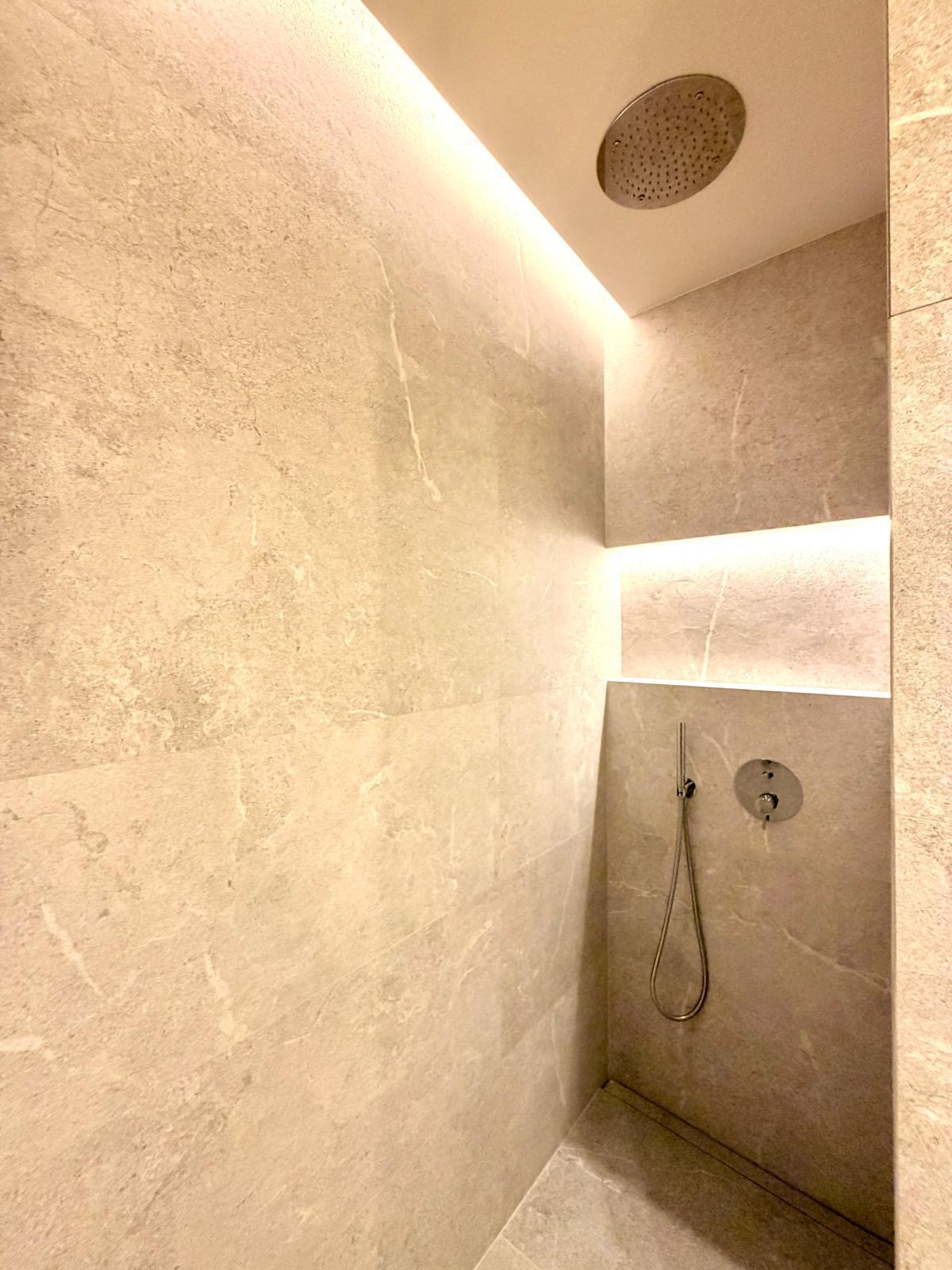 Imagen 21 Piso en venta en Madrid / Esquina con Calle Padilla