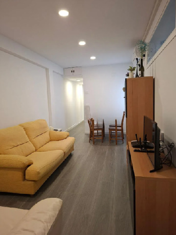 Imagen 1 Inmueble 299473 - Piso en venta en Madrid / A pocos minutos de Nuevos Ministerios.