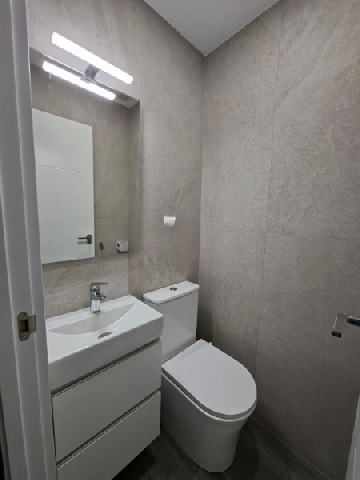 Imagen 6 Inmueble 299473 - Piso en venta en Madrid / A pocos minutos de Nuevos Ministerios.