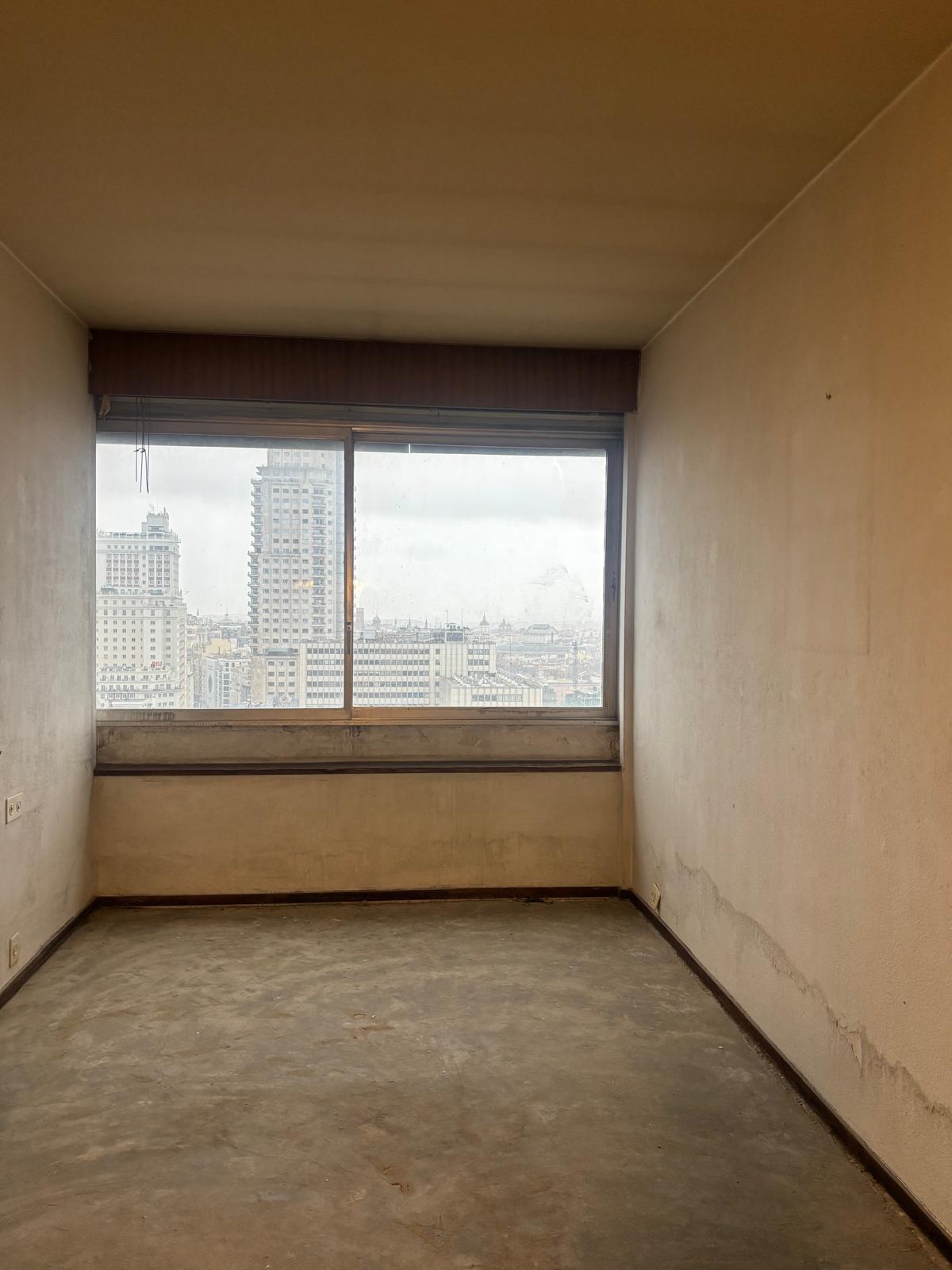 Imagen 10 Piso en venta en Madrid / Calle Princesa. Plaza España