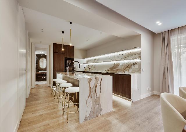 Imagen 12 Inmueble 300681 - Piso en venta en Madrid / Esquina con Calle Juan Bravo