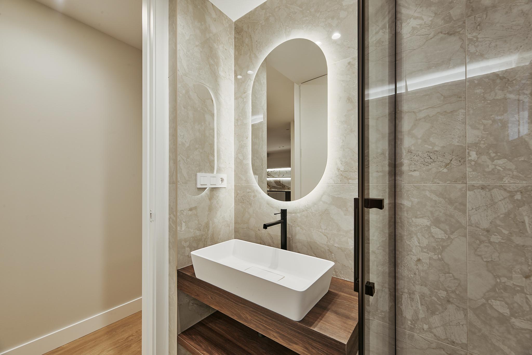 Imagen 23 Piso en venta en Madrid / Esquina con Calle Juan Bravo