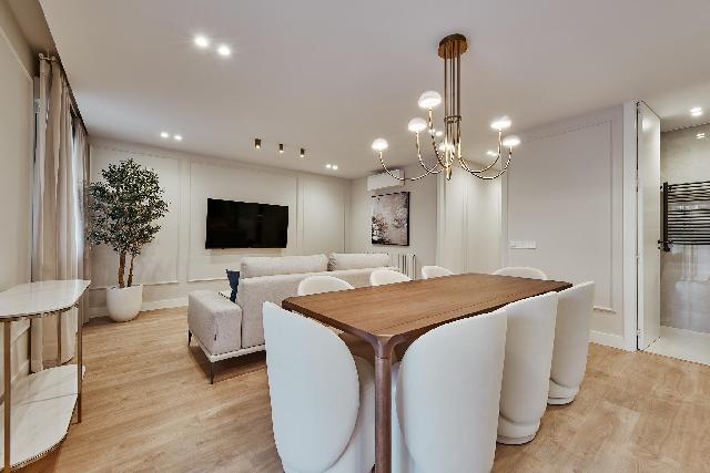 Imagen 10 Inmueble 300681 - Piso en venta en Madrid / Esquina con Calle Juan Bravo