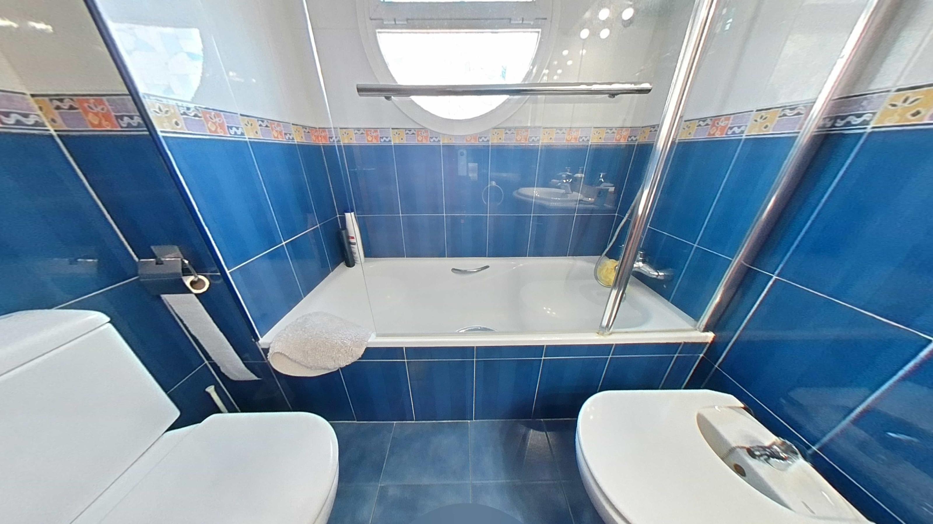 Imagen 20 Casa Adosada en venta en Cubelles / Casa adosada esquinera  2ª linea en la Mota   