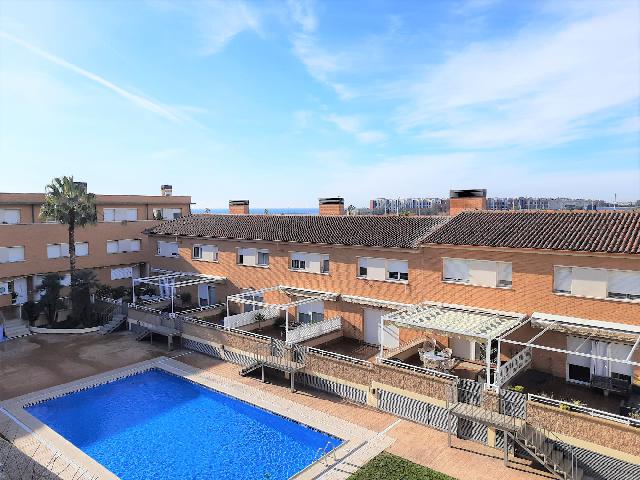 Imagen 30 Inmueble 261561 - Casa Adosada en venta en Cubelles / Casa adosada esquinera  2ª linea en la Mota   