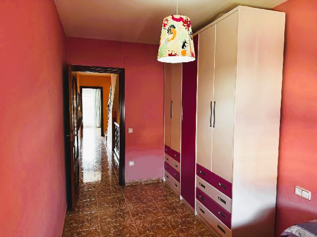 Imagen 15 Inmueble 285053 - Casa Adosada en venta en Cubelles / Centro, cerca de todos los servicios.