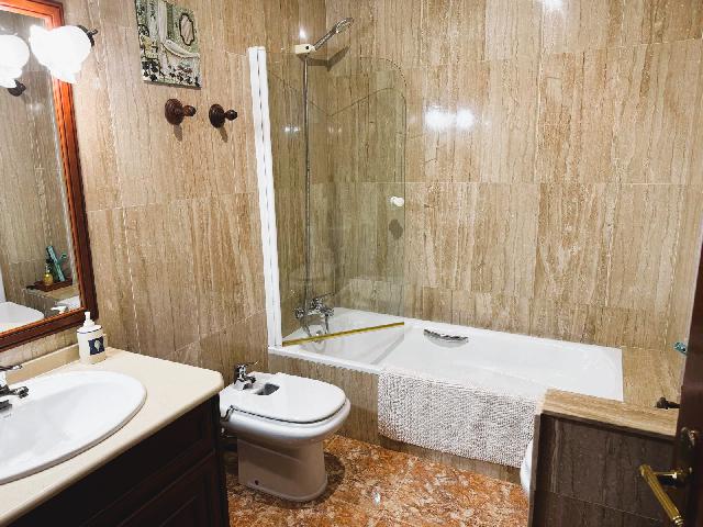 Imagen 14 Inmueble 285053 - Casa Adosada en venta en Cubelles / Centro, cerca de todos los servicios.