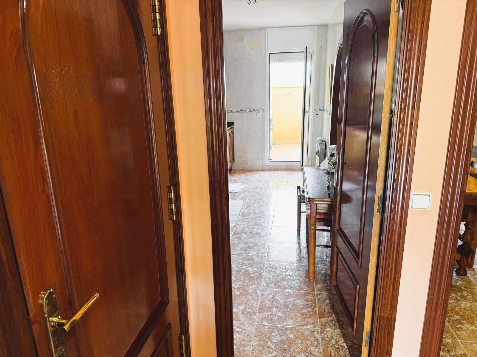 Imagen 17 Casa Adosada en venta en Cubelles / Centro, cerca de todos los servicios.
