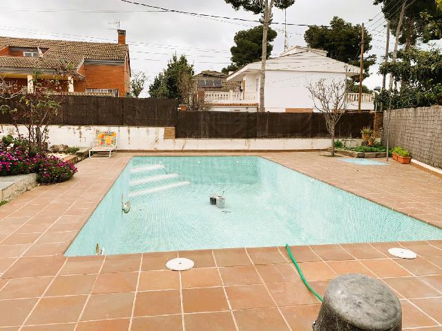 Imagen 4 Inmueble 291552 - Casa en venta en Calafell / Zona nucli urbà