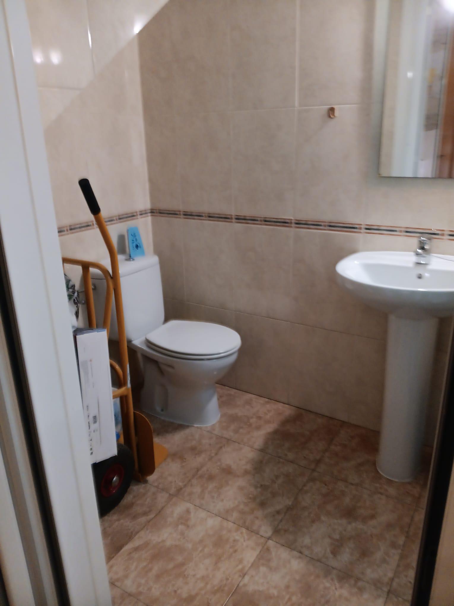 Imagen 11 Dúplex en venta en Vilanova I La Geltrú / Dúplex en La Geltrú , a cinco minutos de estación.