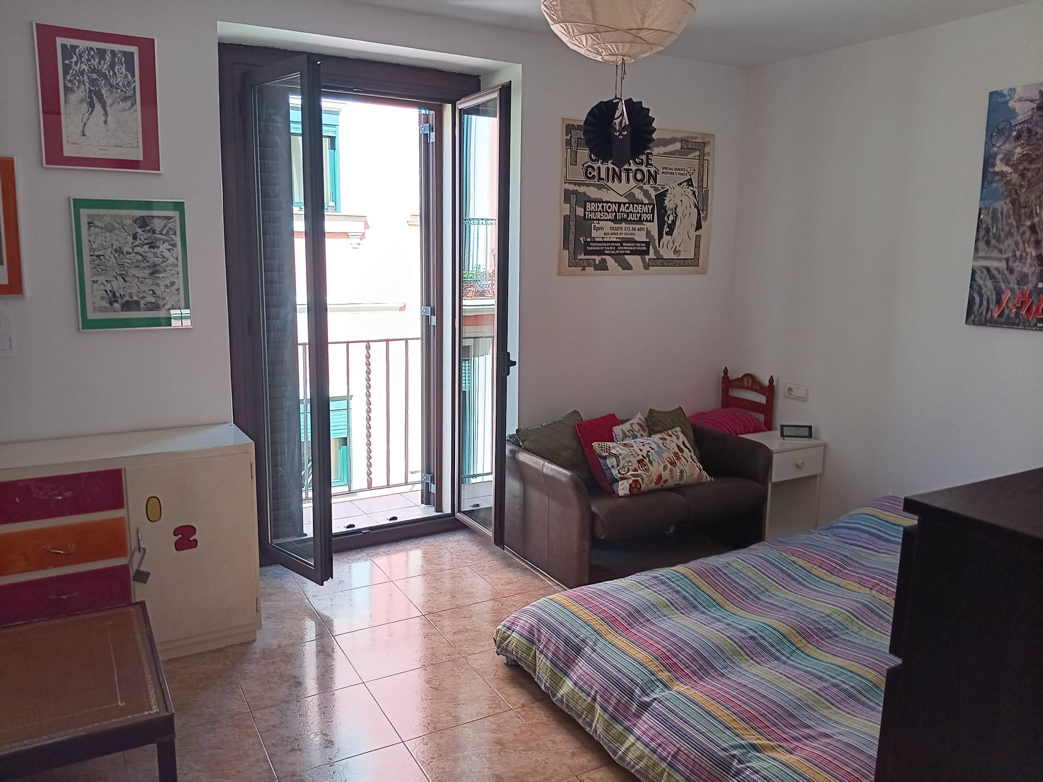 Imagen 16 Dúplex en venta en Vilanova I La Geltrú / Dúplex en La Geltrú , a cinco minutos de estación.