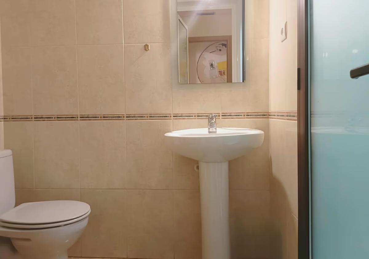 Imagen 12 Dúplex en venta en Vilanova I La Geltrú / Dúplex en La Geltrú , a cinco minutos de estación.