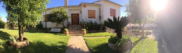Imagen 2 Inmueble 295891 - Casa Aislada en venta en Vendrell (El) / Cerca de todos los servicios y playa 