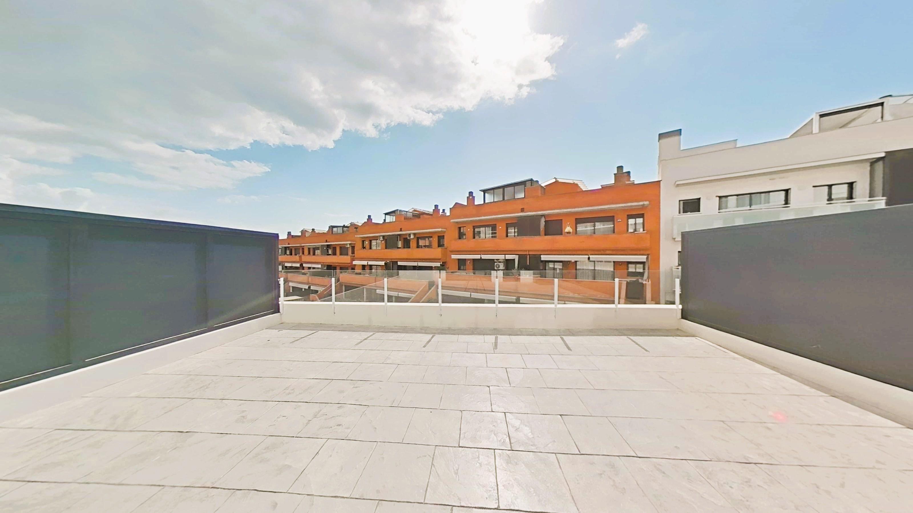 Imagen 5 Planta Baja en venta en Cubelles / Junto al centro y a escasos minutos de la playa.