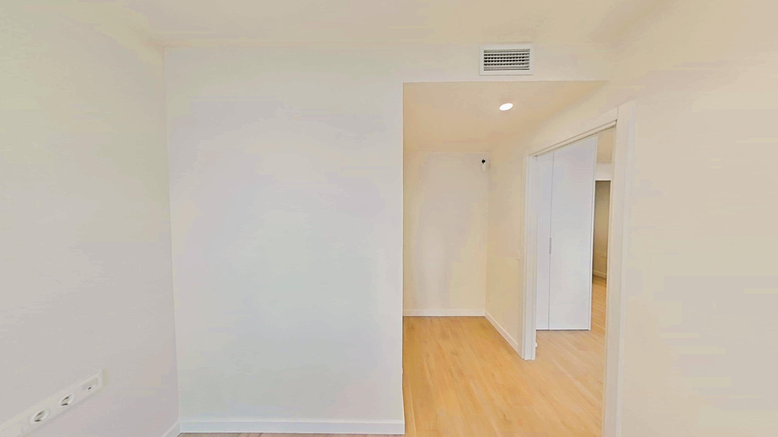 Imagen 18 Planta Baja en venta en Cubelles / Junto al centro y a escasos minutos de la playa.