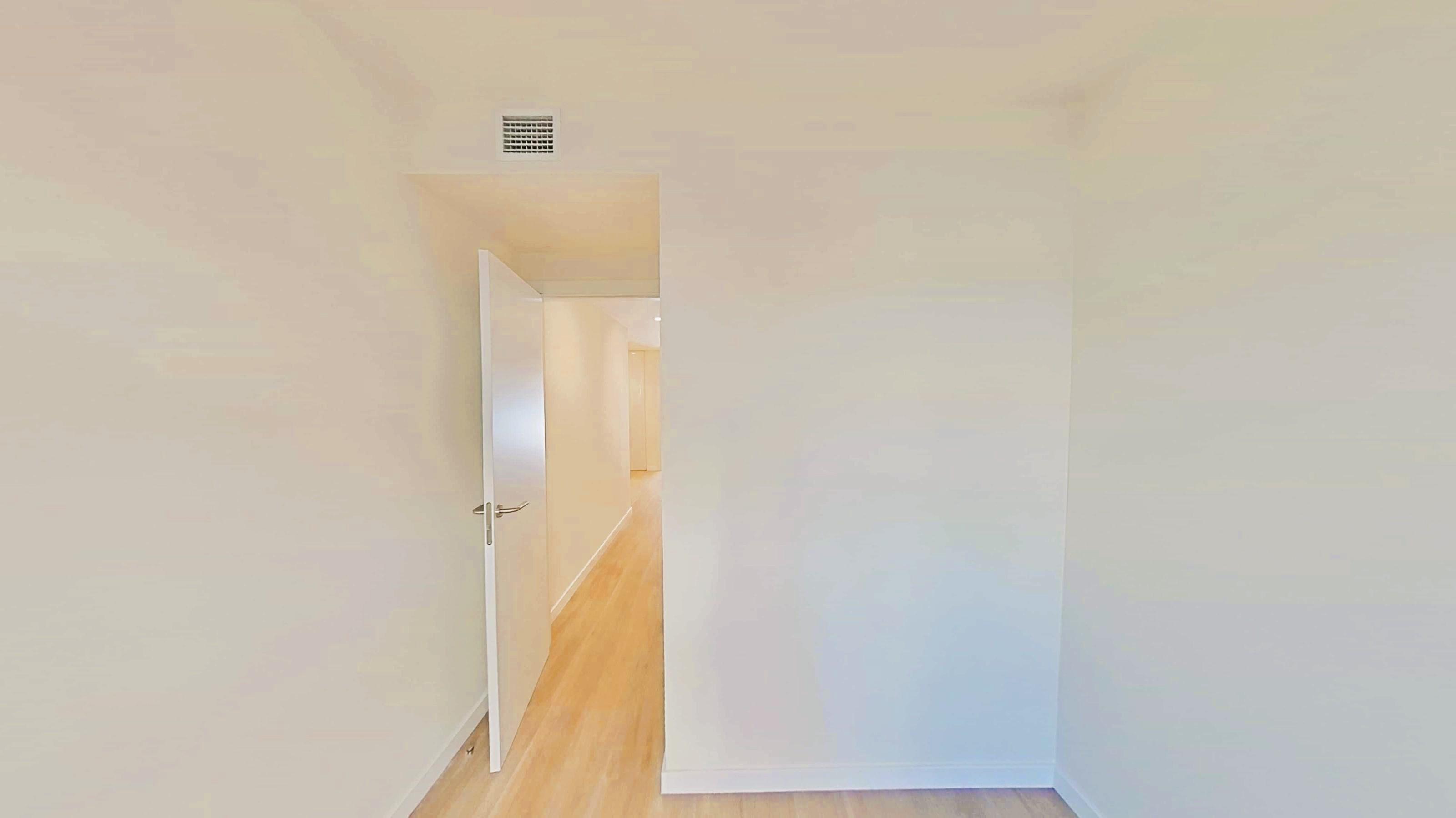 Imagen 11 Planta Baja en venta en Cubelles / Junto al centro y a escasos minutos de la playa.