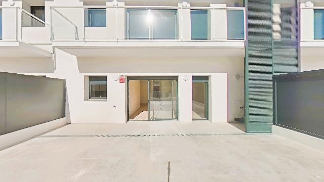Imagen 3 Inmueble 298606 - Planta Baja en venta en Cubelles / Junto al centro y a escasos minutos de la playa.