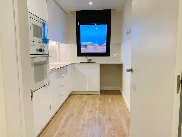 Imagen 8 Inmueble 298612 - Piso en venta en Cubelles / Junto al centro y a escasos minutos de la playa.