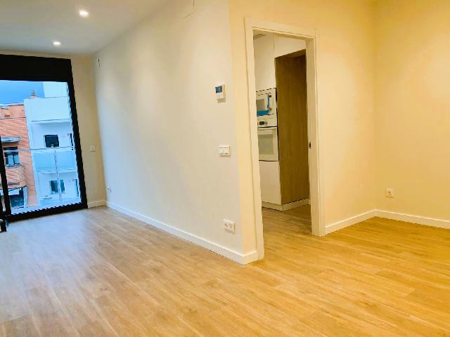 Imagen 6 Inmueble 298612 - Piso en venta en Cubelles / Junto al centro y a escasos minutos de la playa.