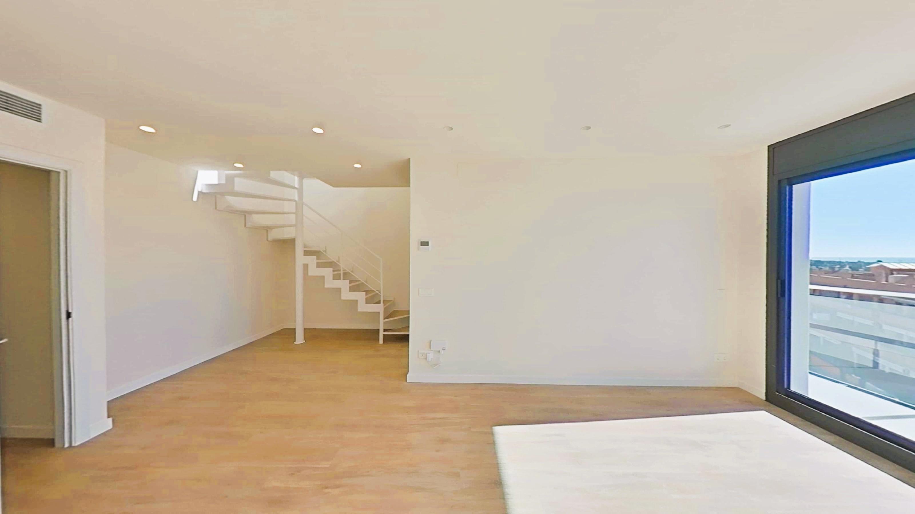 Imagen 25 Ático en venta en Cubelles / Junto al centro y a escasos minutos de la playa.