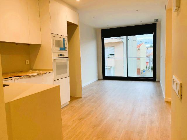 Imagen 2 Inmueble 298614 - Ático en venta en Cubelles / Junto al centro y a escasos minutos de la playa.