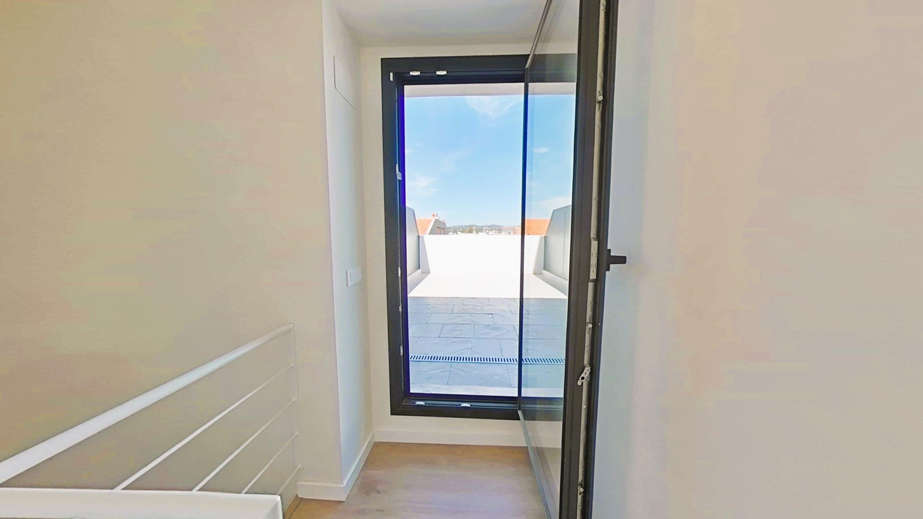 Imagen 25 Ático en venta en Cubelles / Junto al centro y a escasos minutos de la playa.