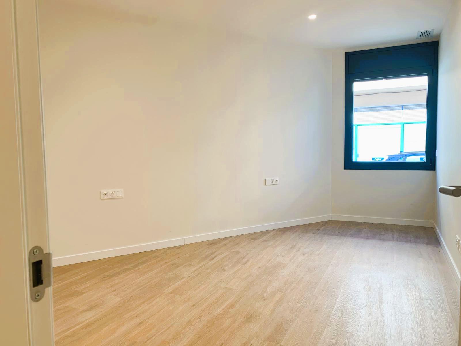 Imagen 10 Planta Baja en venta en Cubelles / Junto al centro y a escasos minutos de la playa.