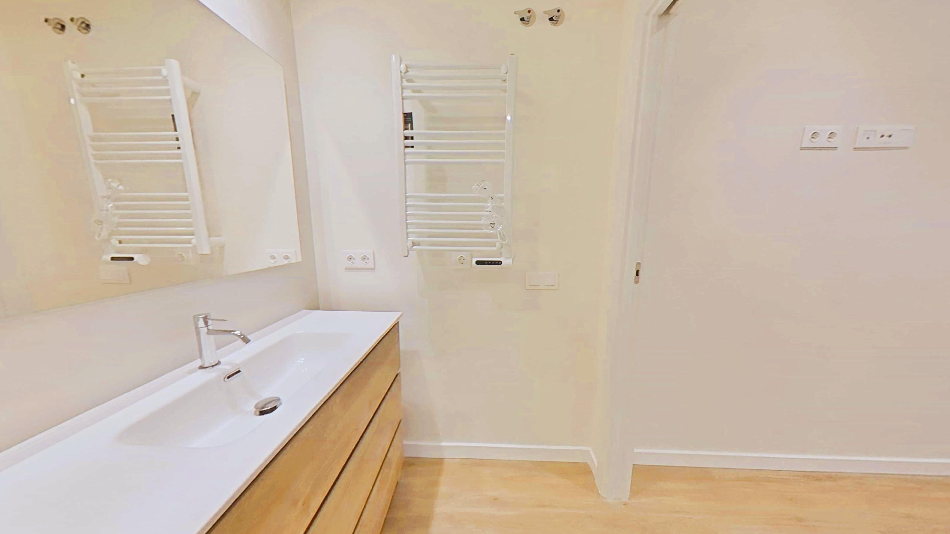 Imagen 18 Planta Baja en venta en Cubelles / Junto al centro y a escasos minutos de la playa.