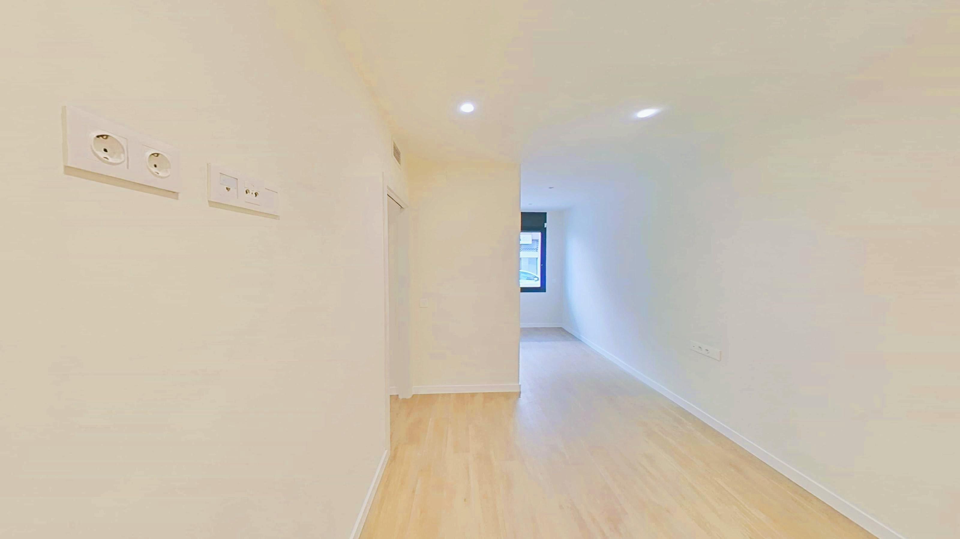 Imagen 7 Planta Baja en venta en Cubelles / Junto al centro y a escasos minutos de la playa.