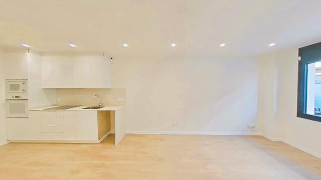 Imagen 4 Inmueble 298617 - Planta Baja en venta en Cubelles / Junto al centro y a escasos minutos de la playa.