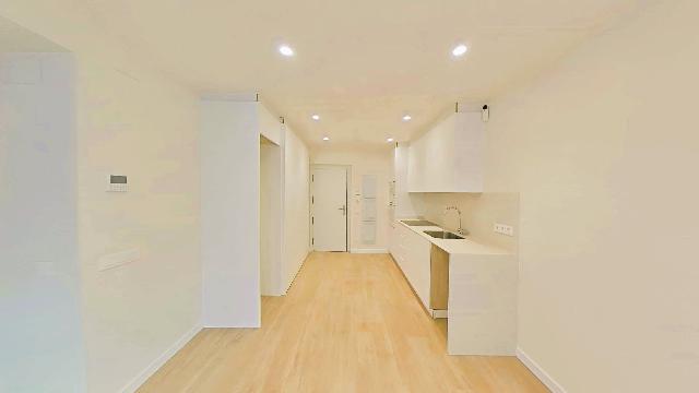 Imagen 2 Inmueble 298617 - Planta Baja en venta en Cubelles / Junto al centro y a escasos minutos de la playa.