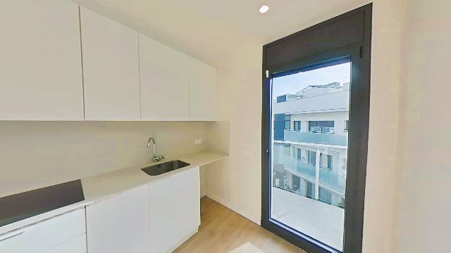 Imagen 10 Inmueble 298619 - Piso en venta en Cubelles / Junto al centro y a escasos minutos de la playa.