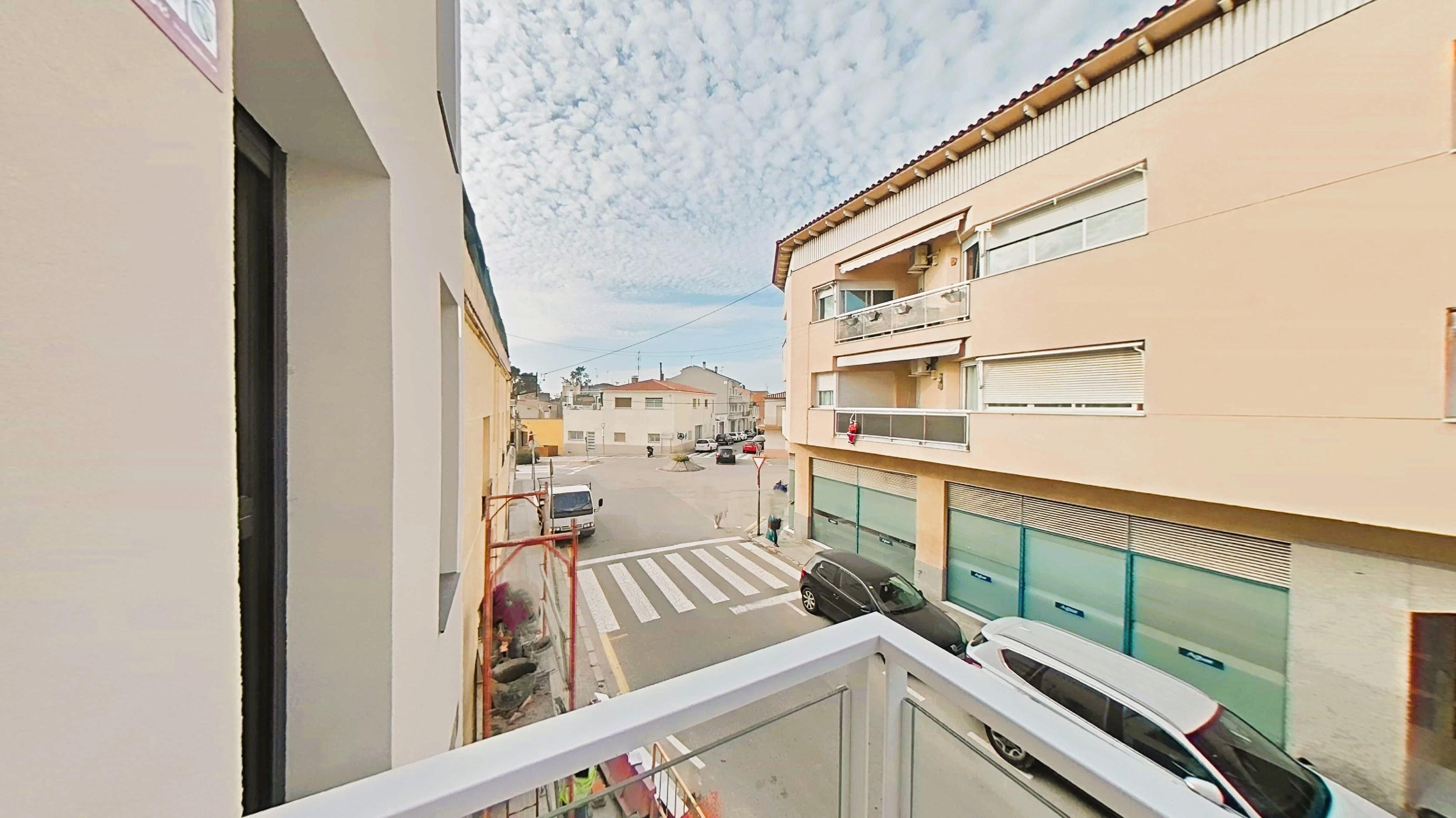 Imagen 6 Piso en venta en Cubelles / Junto al centro y a escasos minutos de la playa.