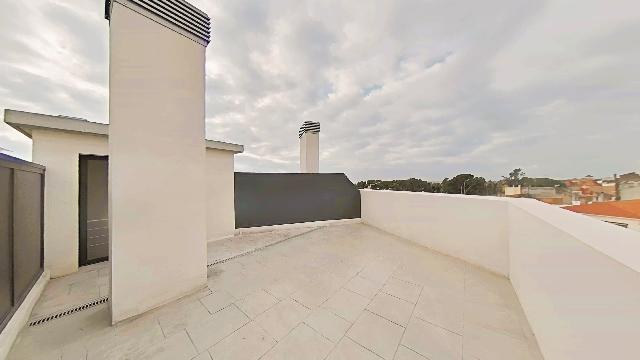 Imagen 5 Inmueble 298623 - Ático en venta en Cubelles / Junto al centro y a escasos minutos de la playa.