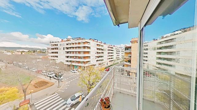 Imagen 1 Inmueble 300610 - Piso en venta en Vilanova I La Geltrú / Zona Fábrica Nova, junto al centro.