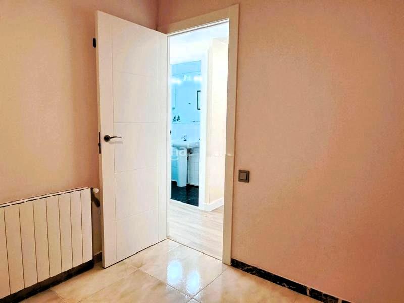 Imagen 15 Apto. Playa en venta en Vilanova I La Geltrú / Primera línea de mar en Rambla de la Pau