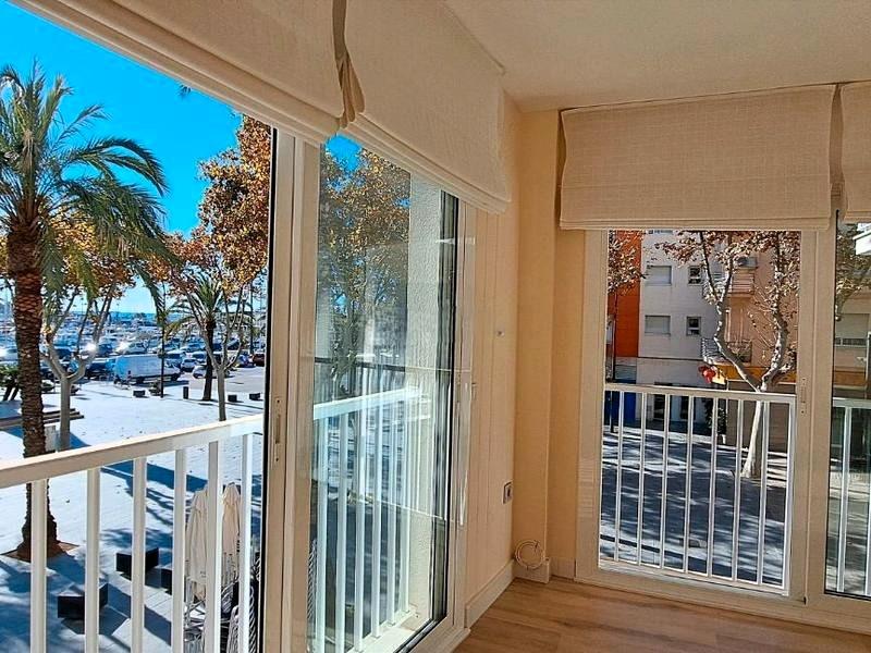 Imagen 20 Apto. Playa en venta en Vilanova I La Geltrú / Primera línea de mar en Rambla de la Pau