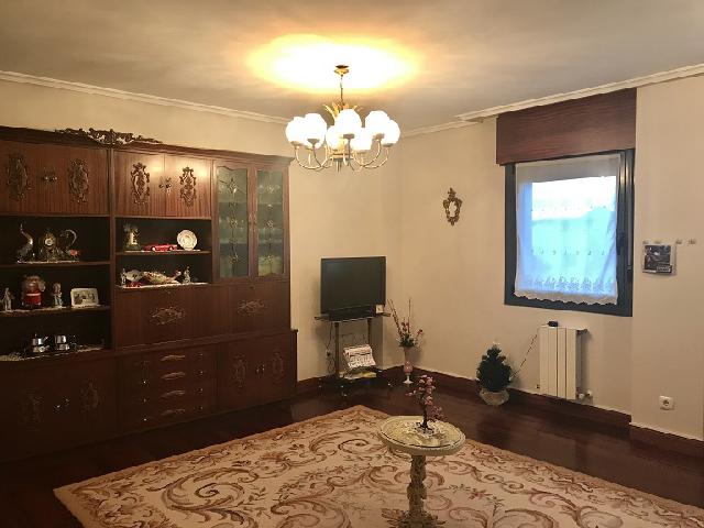 Imagen 2 Inmueble 218103 - Piso en venta en Barakaldo / Junto a la Herriko Plaza