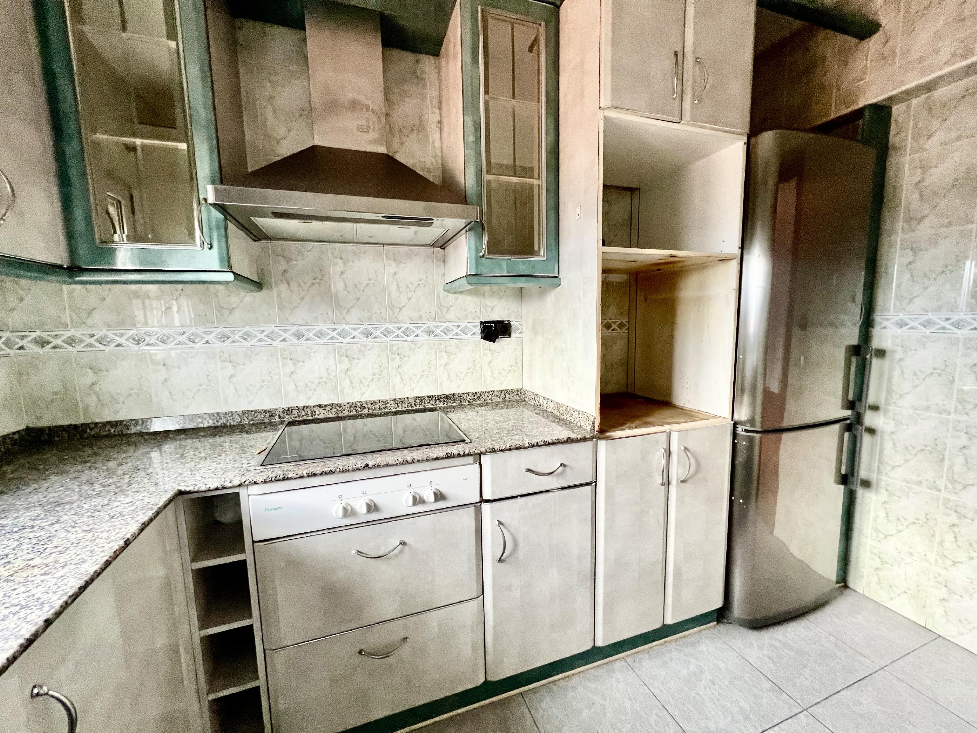 Imagen 13 Piso en venta en Etxebarri / Calle Valencia.