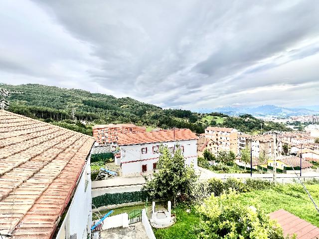 Imagen 14 Inmueble 288853 - Piso en venta en Etxebarri / Calle Valencia.