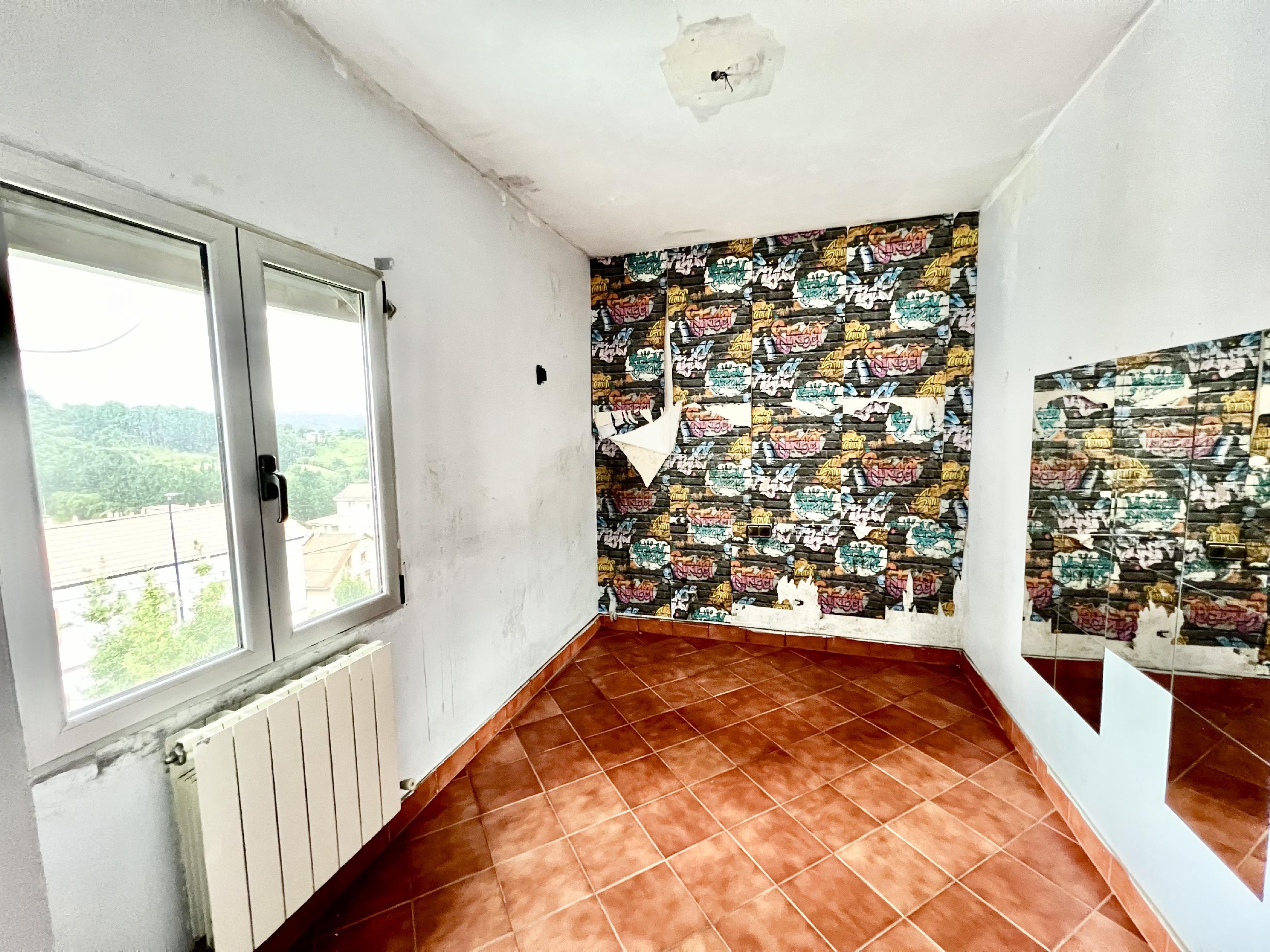 Imagen 20 Piso en venta en Etxebarri / Calle Valencia.