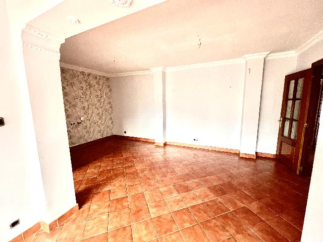 Imagen 8 Inmueble 288853 - Piso en venta en Etxebarri / Calle Valencia.