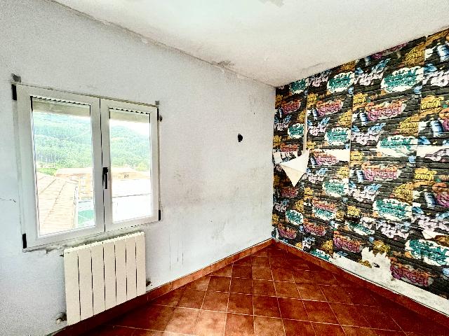 Imagen 21 Inmueble 288853 - Piso en venta en Etxebarri / Calle Valencia.