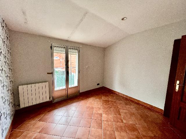 Imagen 15 Inmueble 288853 - Piso en venta en Etxebarri / Calle Valencia.