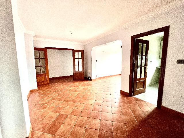 Imagen 5 Inmueble 288853 - Piso en venta en Etxebarri / Calle Valencia.