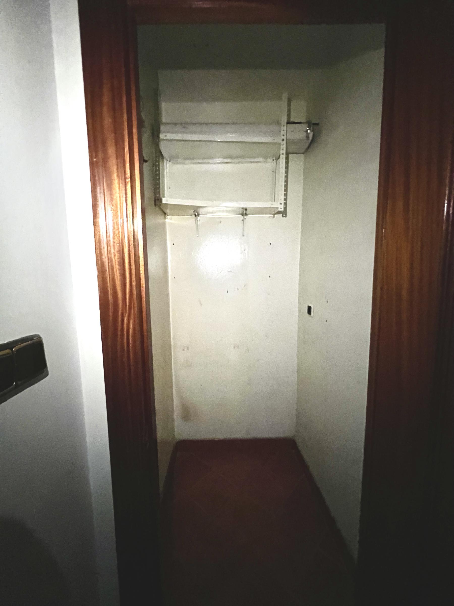 Imagen 26 Piso en venta en Etxebarri / Calle Valencia.